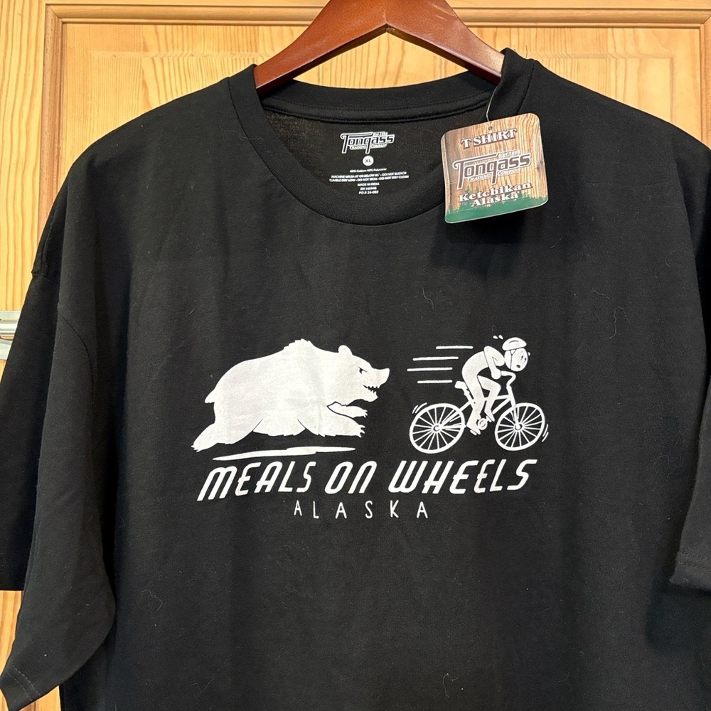 Alaska Black Graphic T-Shirt - Picture 3 of 5
